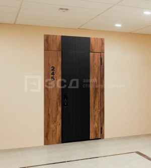 Элитная металлическая входная дверь в квартиру